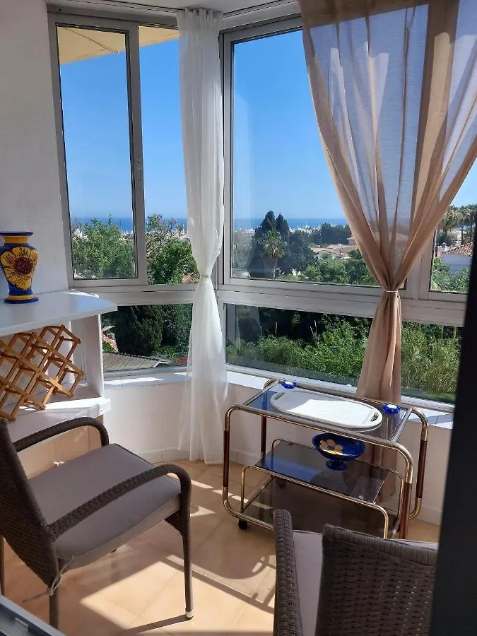 Seaside Serenity: Torremolinos Apartment with Pool and Views